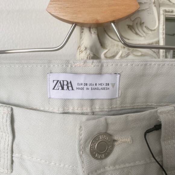 Zara Relaxed Fit Utility Jeans - Picture 6 of 16